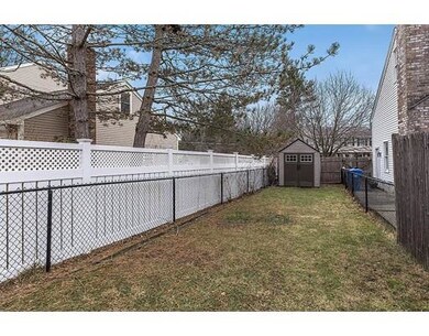 54 Wildwood Ln, Waltham, MA 02451 - photo 6