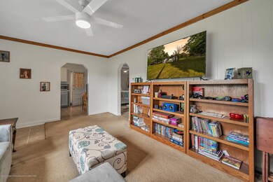 08-11799 W Jolly Rd-WindowStill-Rea