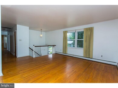 87 Willowbrook Ave, Lansdowne, PA 19050 - photo 2