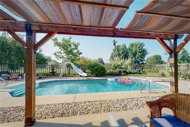 801 Sandpiper St, Raymore, MO 64083 - photo 5