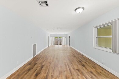 503 SE 5th Cir, Boynton Beach, FL 33435 - photo 4