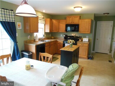 1171 Walnut St, Honey Brook, PA 19344 - photo 7