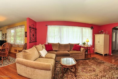 005_Living Room Panorama