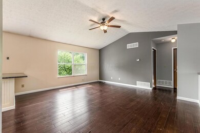 834 Crevis Ln, Columbus, OH 43228 - photo 7