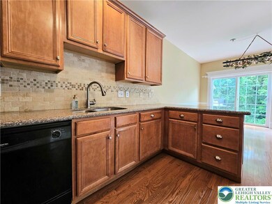 312 Maple Ct, Alburtis, PA 18011 - photo 6