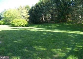 9416 Vineyard Haven Dr, Montgomery Village, MD 20886 - photo 6