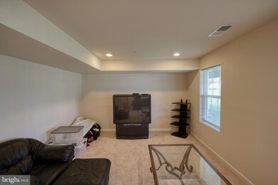 11406 Sandhurst Place, White Plains, MD 20695 - photo 5