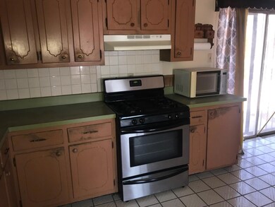 8034 Broadway Dr, El Paso, TX 79915 - photo 7