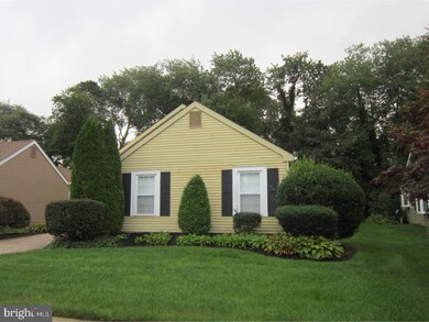 58 Sheffield Place, Southampton, NJ 08088 - photo 2
