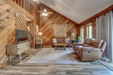 136 Grainger Point Rd-large-007-008-P633