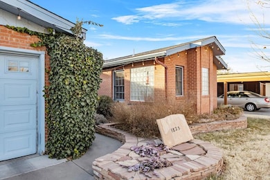 1825 Morningside Dr NE, Albuquerque, NM 87110 - photo 3
