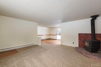 20928 Desert Woods Dr, Bend, OR 97702 - photo 6