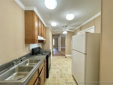 406 Roxie Ave, Fayetteville, NC 28304 - photo 7
