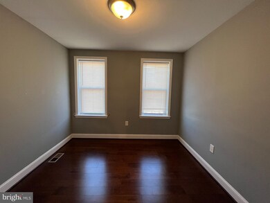 138 N Belnord Ave, Baltimore, MD 21224 - photo 7