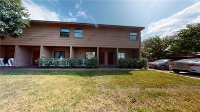 200 Lincoln Ave unit D, College Station, TX 77840 - photo 3