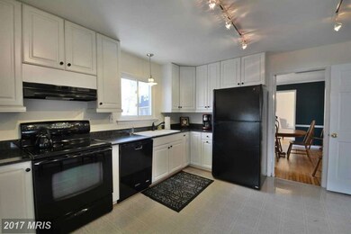 4703 Twinbrook Rd, Fairfax, VA 22032 - photo 3