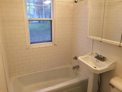 4417 Hyde Park-Bath