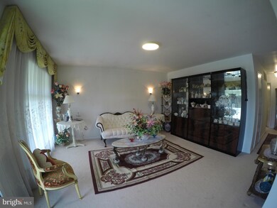 6011 Belle Ct, Hyattsville, MD 20782 - photo 3