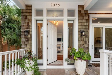 2038 Beach Ave