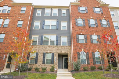 10063 Dorsey Ln, Lanham, MD 20706 - photo 6