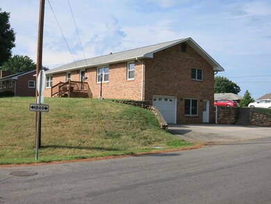 Corner lot