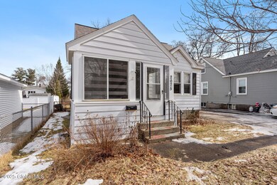 2-web-or-mls-2075-curry-rd