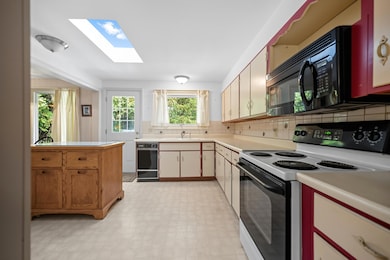 34 Stoneybrook Rd, Hampden, ME 04444 - photo 6