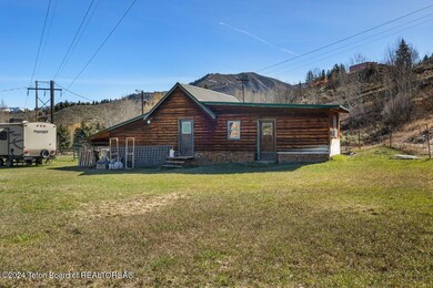 17 - 11400 Hoback Junction South Rd