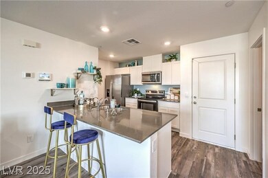 502 Golden Myna Ave, Henderson, NV 89011 - photo 6