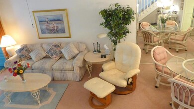 Living/Dining Rm