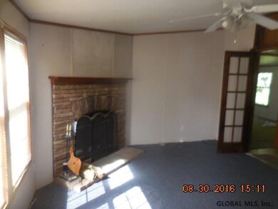 109 Holly Ln, Saratoga Springs, NY 12866 - photo 4