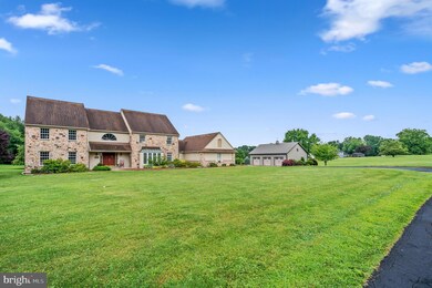 534 Longfellow Ln, Media, PA 19063 - photo 2