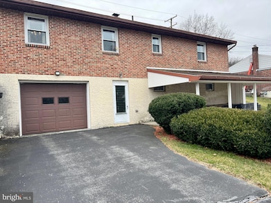 1643 Fairview St, Reading, PA 19606 - photo 4