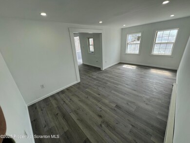 1134 1134 Luzerne St unit 1134, Scranton, PA 18504 - photo 5