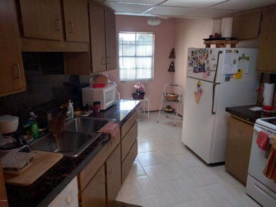 10458 W Palmeras Dr, Sun City, AZ 85373 - photo 4