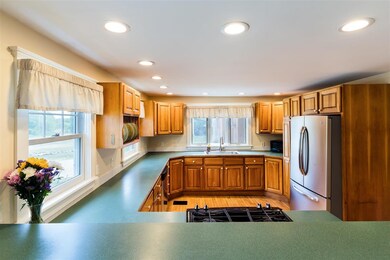 47 Maple St, Andover, NH 03216 - photo 6