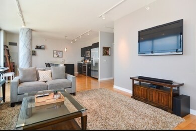 SoNo unit 1205, Chicago, IL 60642 - photo 4