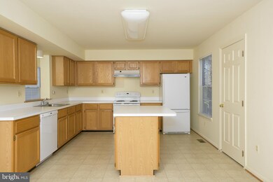 5350 Chase Lions Way, Columbia, MD 21044 - photo 6