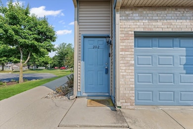 2404 Windward Blvd unit 202, Champaign, IL 61821 - photo 3