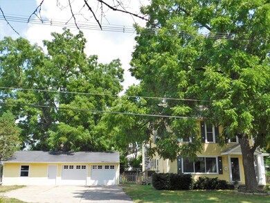 923 N Hudson St, Lowell, MI 49331 - photo 4