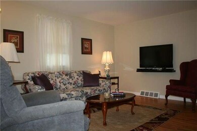 4128 Sommers Ave, Drexel Hill, PA 19026 - photo 5