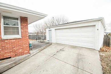 3407 E 25th Ct, Des Moines, IA 50317 - photo 3