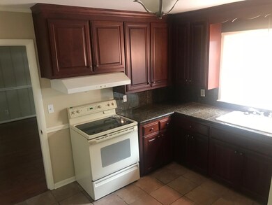 300 Crest Dr, Shelbyville, TN 37160 - photo 6