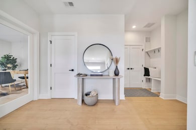 14 Davis Dr, Englewood Cliffs, NJ 07632 - photo 4