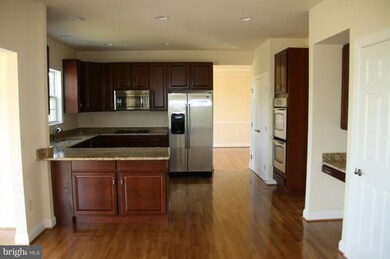 12019 Deer Bit Ln, Glen Arm, MD 21057 - photo 3