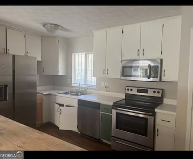 602 Dixon Rd, Jonesboro, GA 30238 - photo 3