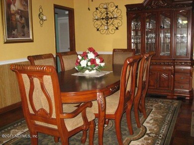 4626 Solandra Cir W, Jacksonville, FL 32210 - photo 2