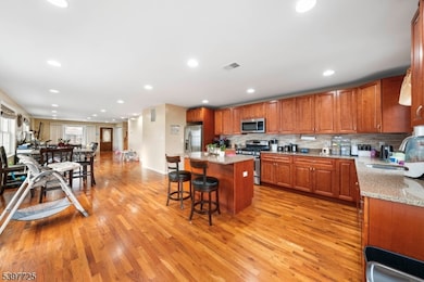 226 Pennsylvania Railroad Ave, Linden, NJ 07036 - photo 4