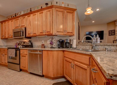 878 W Chestnut Bend Cir, Nixa, MO 65714 - photo 7