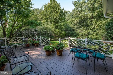 8104 Hackamore Dr, Potomac, MD 20854 - photo 3